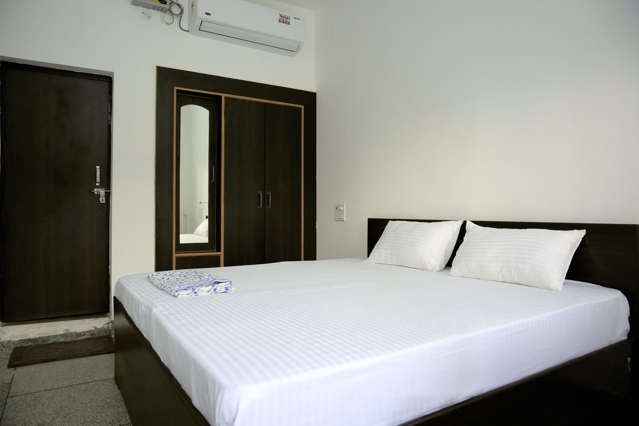 Sanidhya Inn Rishīkesh Esterno foto